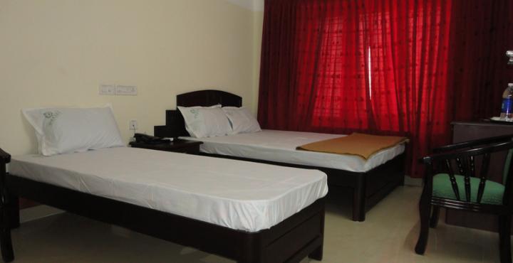 Dreamz Hotel Thiruvananthapuram Exterior photo